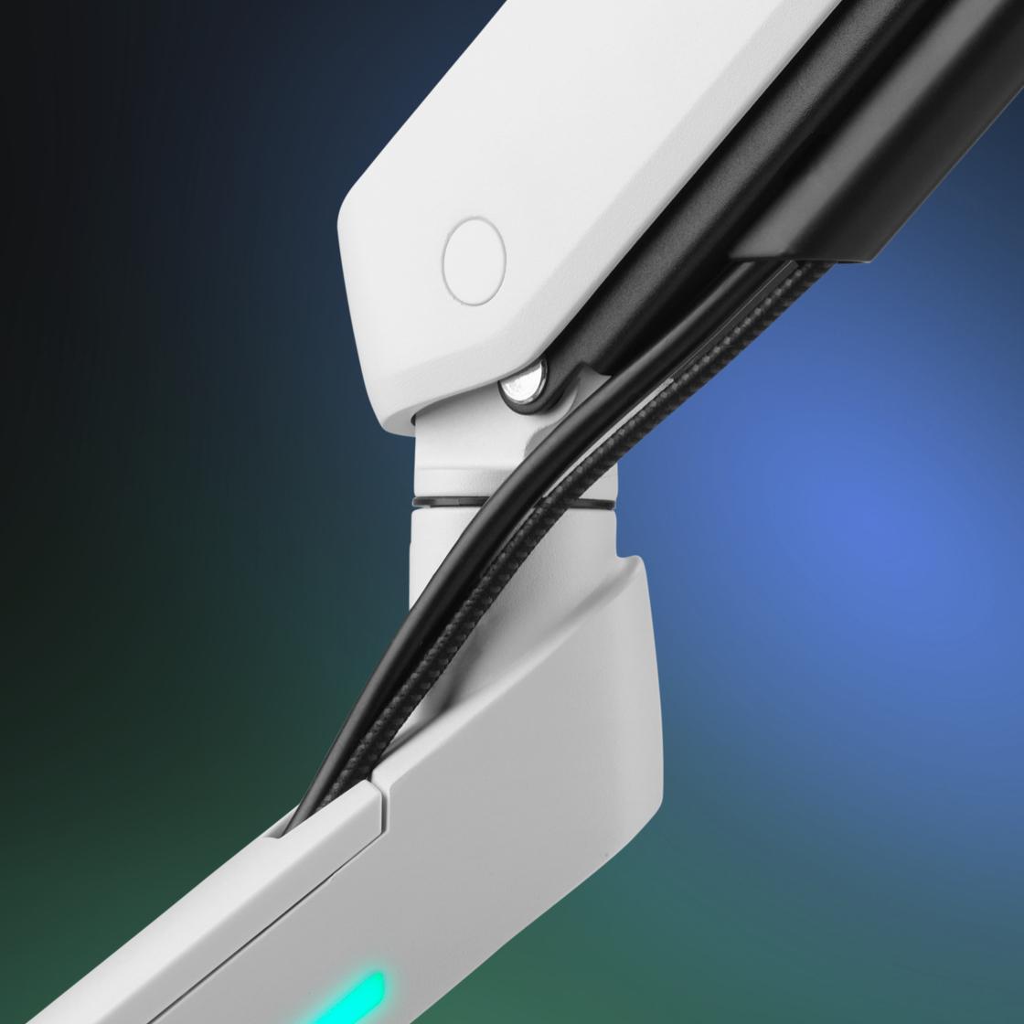 DM8220_slider3